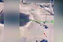 Chấn động máy bay không người lái của Mỹ “chạm trán” UFO