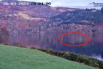 Nóng: Quái vật hồ Loch Ness “tái xuất”, có băng ghi hình lại?