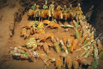 Kỳ bí kho báu dưới quan tài 3 tấn mộ tặc phải "bó tay" 