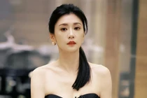 Vẻ quyến rũ của Giả Tịnh Văn - đối thủ 'đạp gió' của Chi Pu