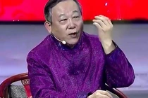 Mang nhẫn ngọc đi thẩm định, chuyên gia không dám chốt giá vì...