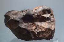 Tảng đá ngao du vũ trụ chục ngàn năm, bất ngờ “hồi hương” Trái Đất 