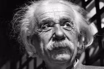 Giải mã sai lầm khoa học lớn nhất của thiên tài Albert Einstein