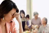 Dang tay cứu cả nhà chồng khỏi cảnh nợ nần, tôi cay đắng ân hận