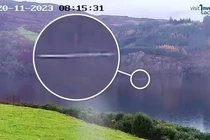 Nóng: Thợ săn quái vật hồ Loch Ness tóm được sinh vật huyền thoại? 