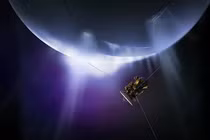 Nóng: "Bắt quả tang" sinh vật ngoài hành tinh phun vật chất vào tàu NASA