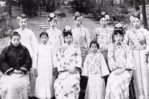 Ảnh hiếm chụp mỹ nữ nhà Thanh: Lộ nhan sắc cực phẩm? 