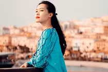 Sexy như hoa hậu Thùy Dung