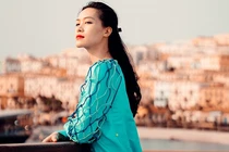 Sexy như hoa hậu Thùy Dung