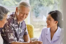 Nắng nóng, chồng tôi mua điều hòa bố mẹ chồng bắt trả lại