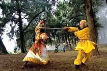 Khi gặp yêu quái, vì sao Tôn Ngộ Không thường tự xưng là “ông ngoại”? 