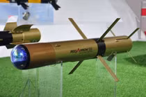 Trung Quốc xuất tên lửa khẩu Hồng Tiễn 12 ra khắp thế giới, thách cả Mỹ và Nga