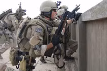 Đặc nhiệm Mỹ vẫn thích sử dụng vũ khí từ thời chiến tranh Việt Nam?