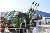 Choáng với dàn vũ khí Ấn Độ tự sản xuất được khoe ở triển lãm Defexpo 2020