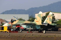 Vì sao Su-27 Việt Nam được nâng cấp ở Belarus mà không phải ở Nga?