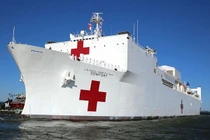 Khám phá tàu bệnh viện cực xịn của Mỹ sẵn sàng ứng phó thảm hoạ y tế