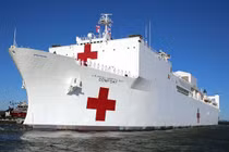 Khám phá tàu bệnh viện cực xịn của Mỹ sẵn sàng ứng phó thảm hoạ y tế