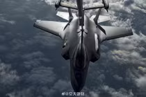 Tiếp liệu trên không cho tiêm kích F-35: Khó như lên trời! 