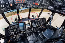 "Thiên nga trắng" Tu-160: Thế kỷ 21 rồi khoang lái vẫn còn... quạt con cóc