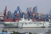 Kinh ngạc: Tàu đổ bộ trực thăng thứ hai của Trung Quốc sắp hoàn thiện