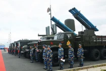 Hải quân Việt Nam tăng cường sức chiến đấu với "siêu tên lửa bờ"