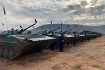 Quân đội Campuchia phô diễn sức mạnh "không phải vừa" cùng binh sĩ Trung Quốc