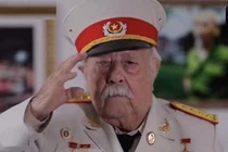 Chuyện về chiến sĩ người Hy Lạp được phong tặng Anh hùng Lực lượng Vũ trang Việt Nam