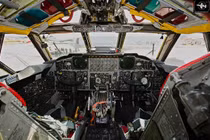 Bên trong khoang lái của B-52: Oanh tạc cơ gần 70 tuổi đã lột xác?