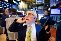 Trung Đông “căng như dây đàn", thị trường chứng khoán chịu ảnh hưởng