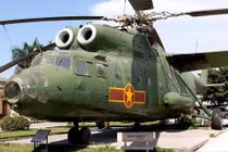 Xót xa số phận "cần cẩu bay" khỏe nhất Việt Nam từng có trong quá khứ