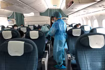 Đón công dân Việt Nam mắc kẹt tại sân bay Nhật Bản, Thái Lan về nước