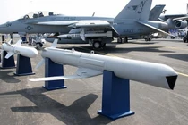 Đại gia Trung Đông chi 2,6 tỷ USD mua hơn 1000 tên lửa Boeing