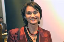 Hoàng thân đầu tiên trên thế giới qua đời vì Covid-19