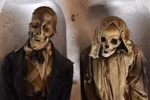 Rùng mình ghé thăm lãnh địa của xác chết ở Italy