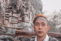 Kỳ bí những quan tài treo lơ lửng trên vách núi Philippines