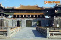 Nơi vua Bảo Đại đọc Chiếu thoái vị trong Cách mạng tháng 8