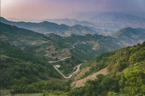 Việt Nam đẹp "ngất ngây" qua ống kính NAG nước ngoài