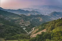 Việt Nam đẹp "ngất ngây" qua ống kính NAG nước ngoài