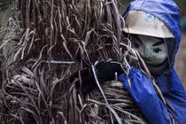 Ớn lạnh ngôi làng ma quái, người nộm nhiều hơn người thật