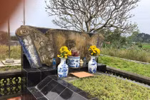 Tận mắt ngôi mộ ứng với sấm truyền của cụ Nguyễn Bỉnh Khiêm? 