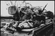 Ảnh sốc: Thảm cảnh kinh hoàng của lính Mỹ ở Huế 1968 