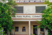 Thị trấn ma không bóng người, kẻ liều mình cũng rụng tim