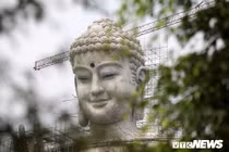 Cận cảnh tượng Phật lớn nhất Đông Nam Á cực hot ở Hà Nội