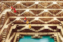 Cảnh tượng kinh ngạc ở giếng cổ siêu to khổng lồ nhất TG