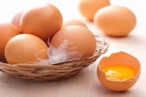 Mẹo nhận biết trứng gà đã hết hạn sử dụng