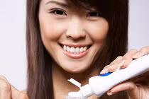 Sai lầm khiến bạn đánh răng mãi không sạch