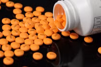 Cẩn trọng khi dùng aspirin ngừa ung thư đại tràng