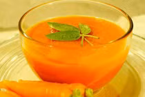 Đánh bại ung thư tuyến tiền liệt bằng cà rốt