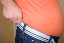 Cái chết từ từ đến bởi chiếc thắt lưng da