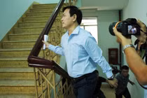 Cận cảnh phiên xử Nguyễn Hữu Linh dâm ô trẻ em